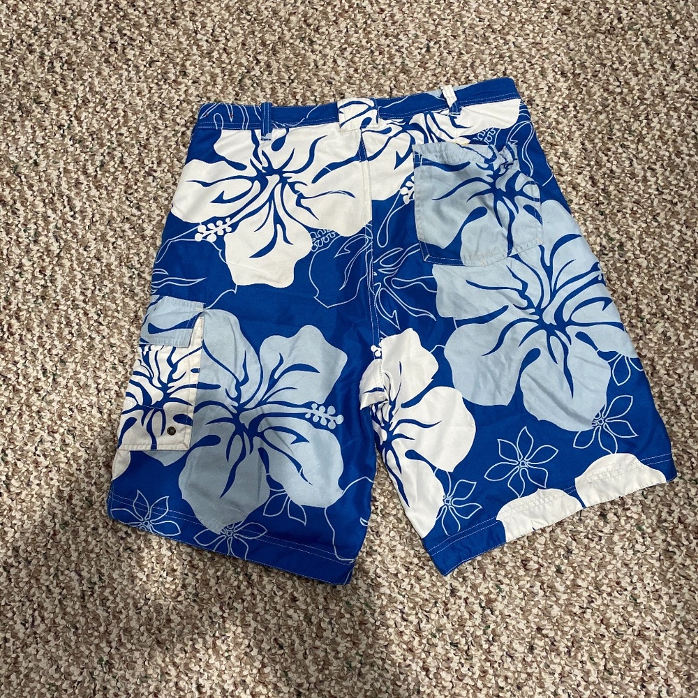 Urban Pipeline Board Shorts Size LG